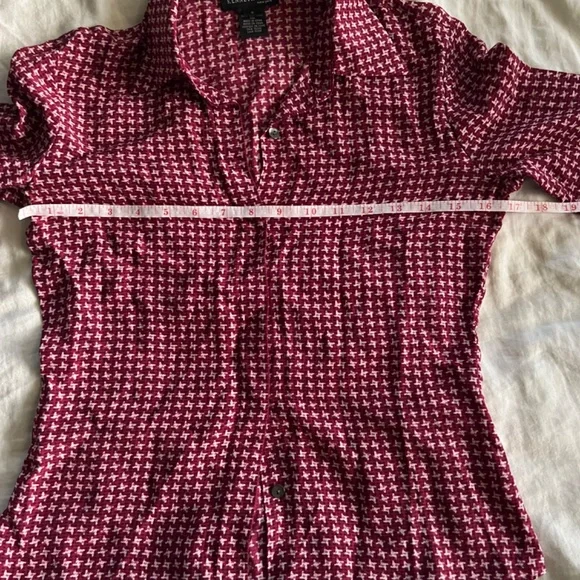 Silk houndstooth print mother of pearl button down shirt - Picture 7 of 12